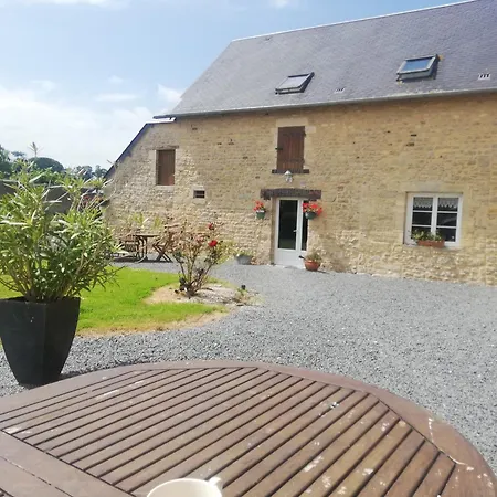 Ferme De Montigny Asnieres-en-Bessin
