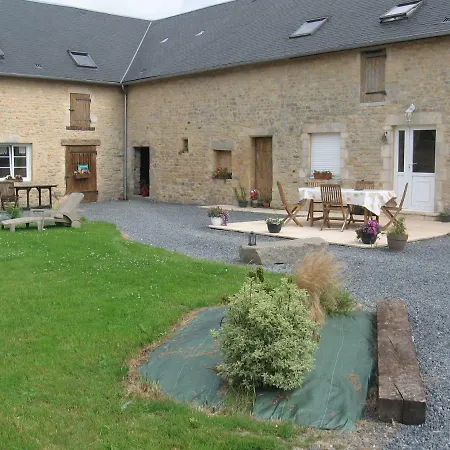 Ferme De Montigny Couette-café 3*